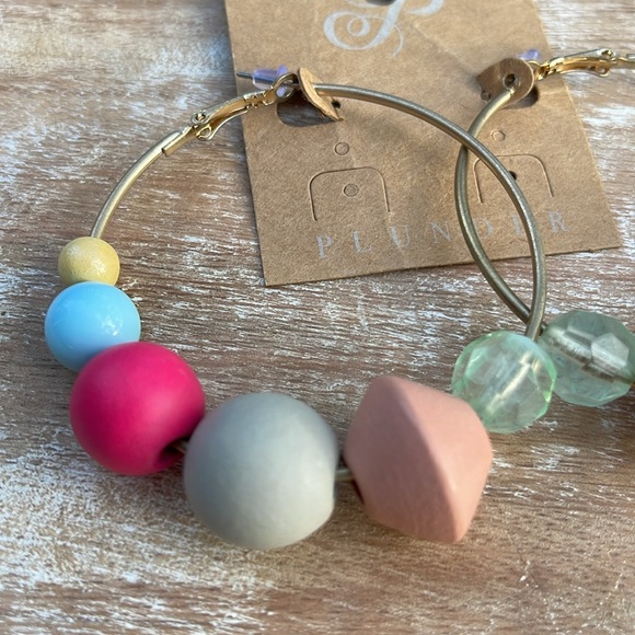 Plunder “Daffodil” Spring Colored Beaded Hoop Earrings - Picture 7 of 16